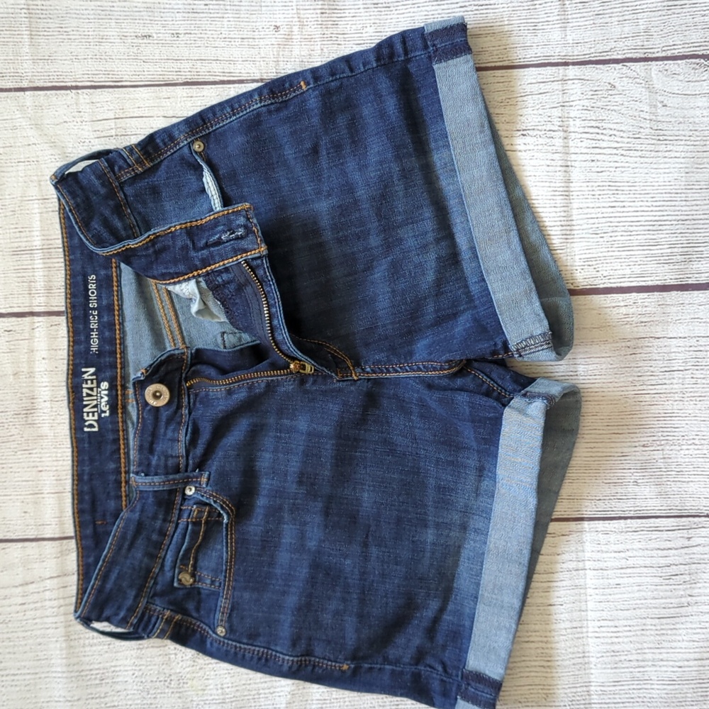 Denizen By Levi's High Rise Shorts - Picture 3 of 5
